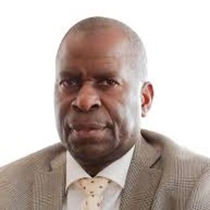 Hon. Estevão Pale