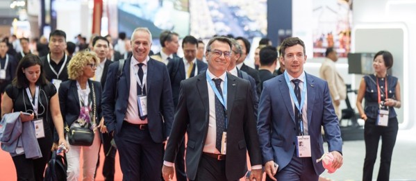Gastech Exhibition Busy Ailes 2 16 9 (1)
