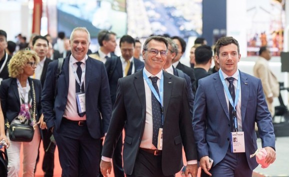 Gastech Exhibition Busy Ailes 2 16 9 (1)