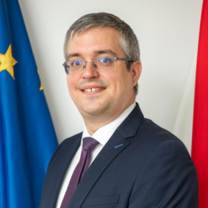 Csaba Marosvari
