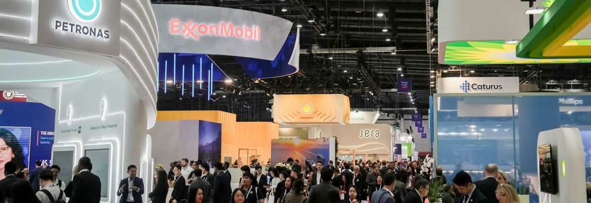 Gastech 2026 Exhibition Busy Aisles 4 16 9