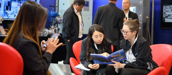 Day 1 Exhibition Hall97 123.Jpg 1200X800 (1)
